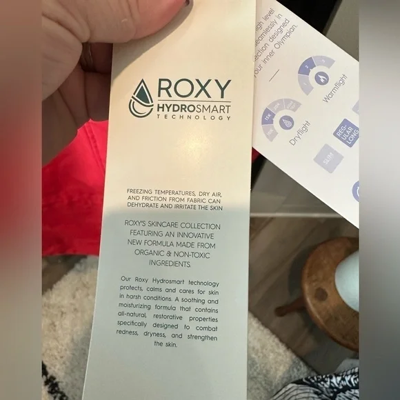 NWT ROXY RED PULLOVER SKI/BOARD JACKET SIZE LARGE - Picture 10 of 15